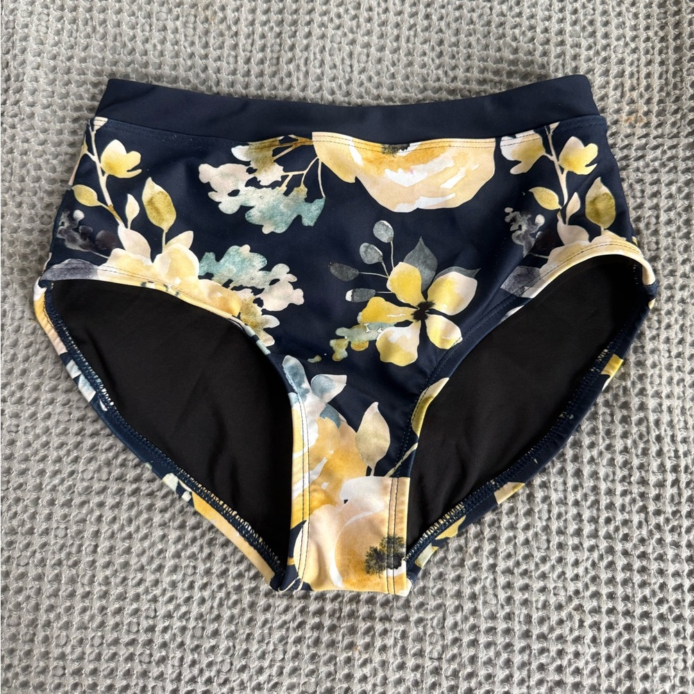 {Oh La La} Navy Floral Dance Briefs